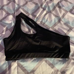 SOLD: SHEIN SPORTS BRA